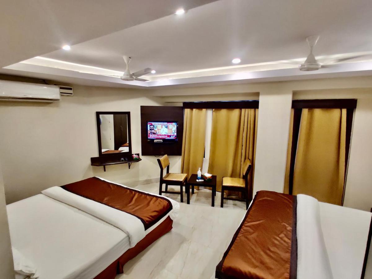 New Hotel Suhail Гайдарабад Екстер'єр фото