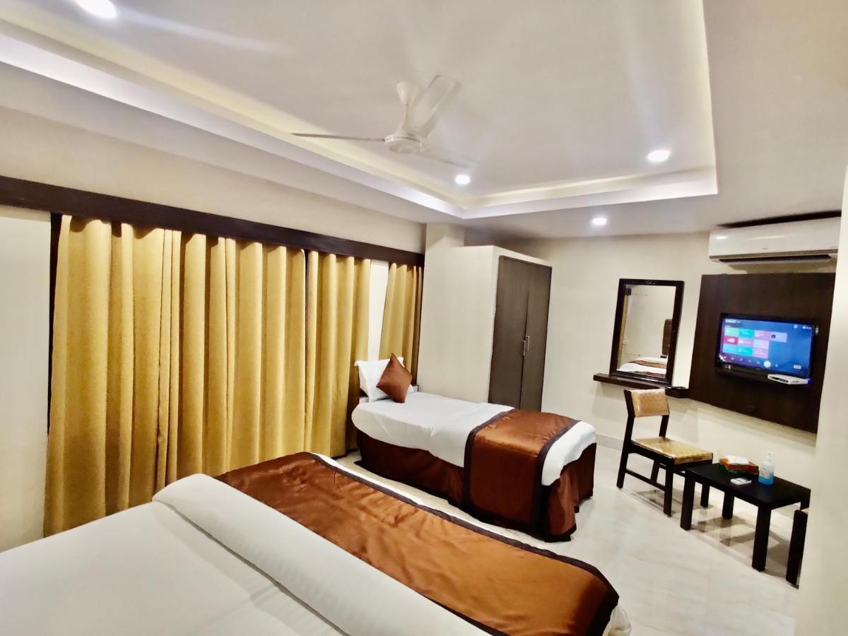 New Hotel Suhail Гайдарабад Екстер'єр фото