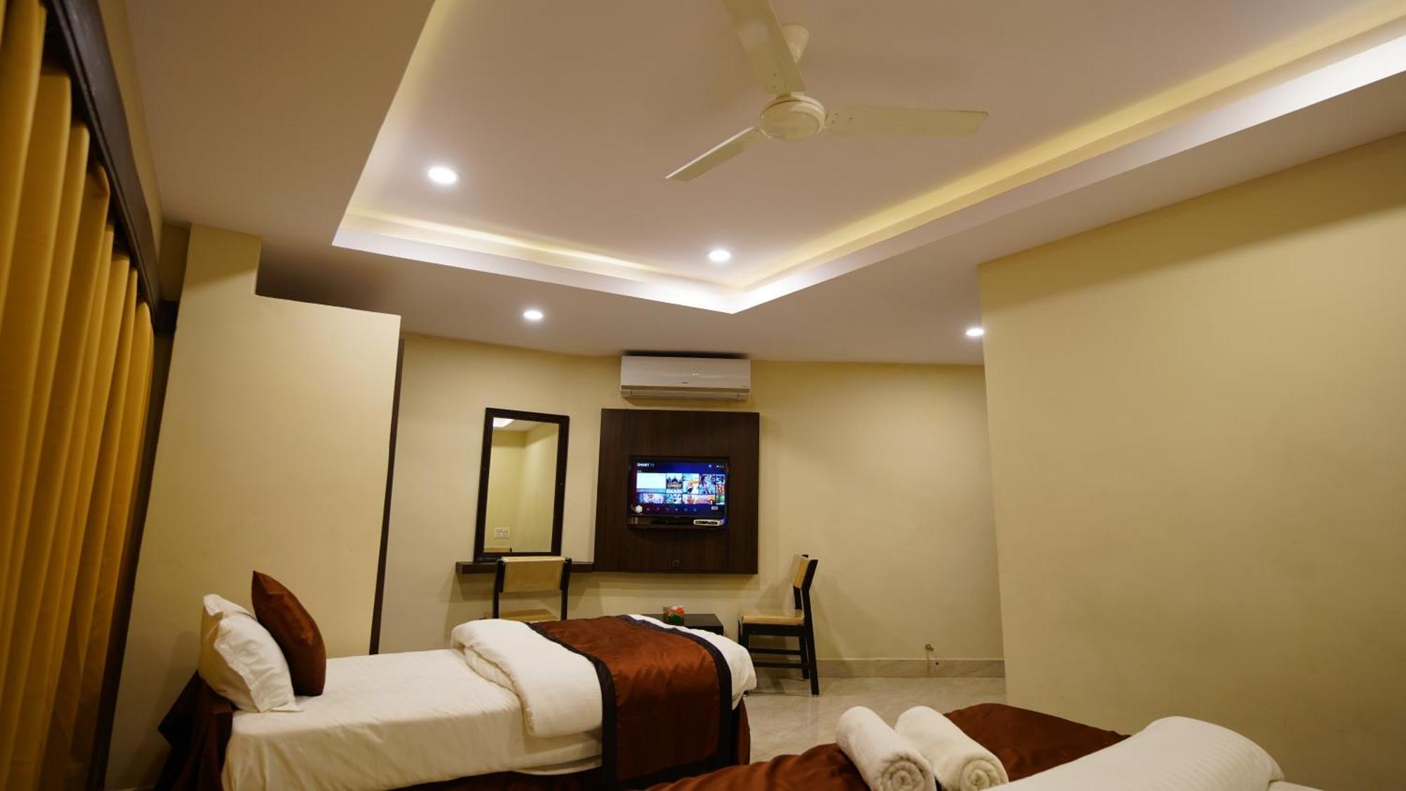 New Hotel Suhail Гайдарабад Екстер'єр фото